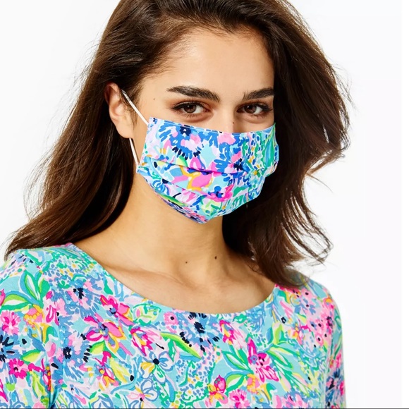 LILLY PULITZER Face Mask - Picture 2 of 3